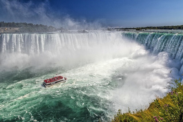 Canada tourism – exploring the natural wonders of Canada with expert guides