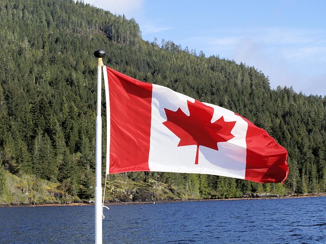 Canada flag – representing TravelToCanada.net's passion for Canadian travel